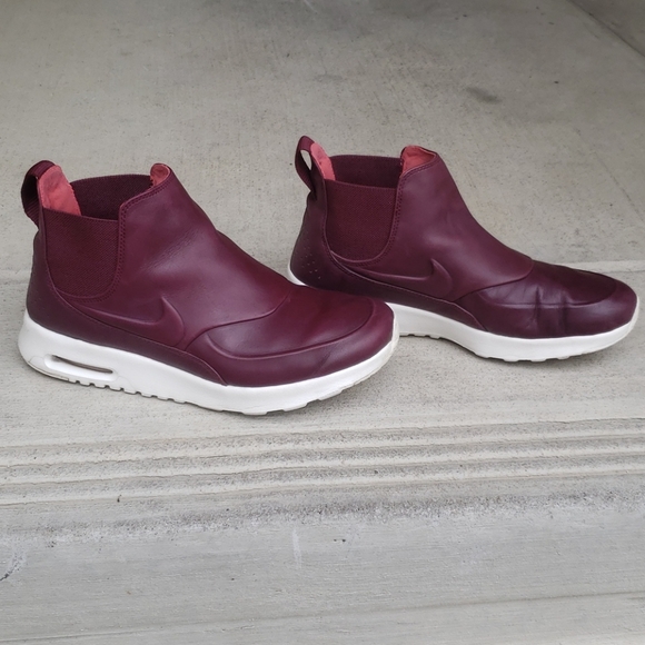 Nike Shoes - Nike Women’s Maroon Slip-On Sneakers with White Sole